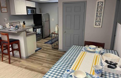 Chalmette Apartment | Charming Waterfront Escape 2BR 10 Min to NOLA