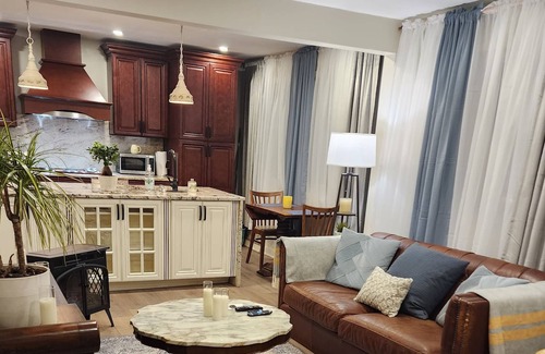 Coteau-du-Lac Apartment | Charming, well located apartment in the Centre of Town