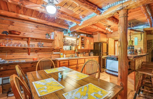 Wellesley Island Cabin | Charming Wellesley Island Cabin Near State Parks