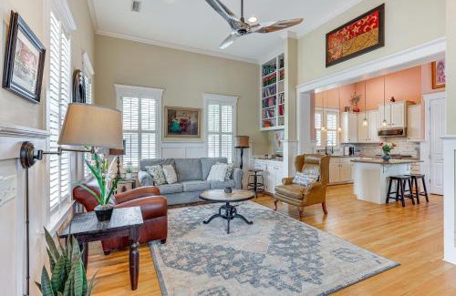 Wilmington House | Charming Wilmington Cottage - Walk to Downtown!