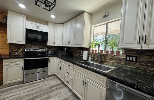 Rancho San Diego House | Charming Wood house with pool & basket court