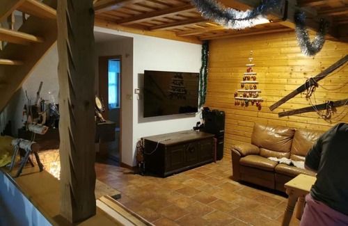 Kranjska Gora House | Charming wooden house with sauna in the heart of Kranjska Gora