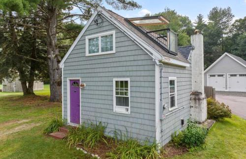 Woodstock House | Charming Woodstock Skylight Retreat-10 Min to Loon
