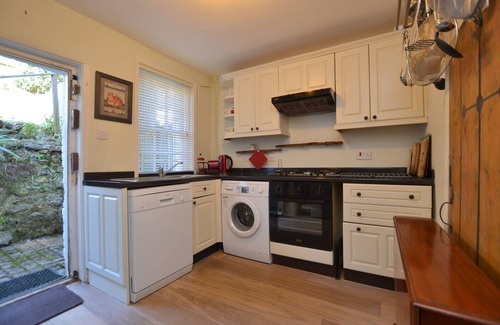 Hythe Cottage | Charming Writer's Retreat, sleeps 1 or a couple