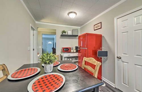 Yadkinville Cottage | Charming Yadkin Valley Cottage w/Deck & Yard