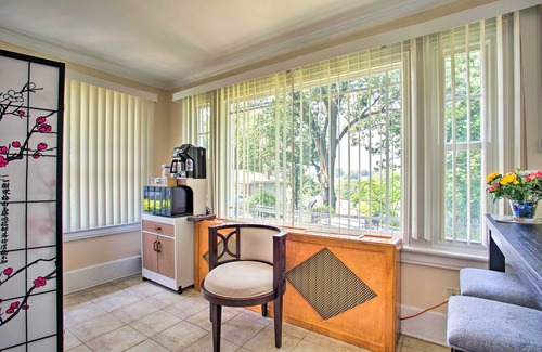 Park Hill House | Charming Yonkers Retreat - 10 Mi to Central Park!