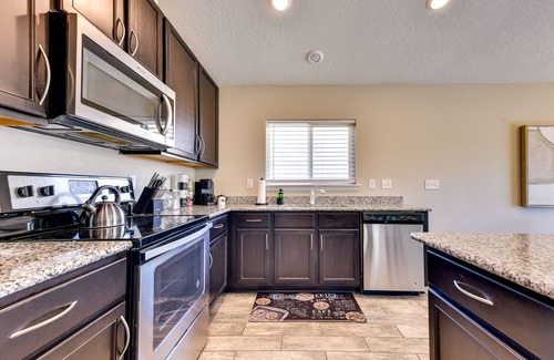 Yulee House | Charming Yulee Retreat w/ Private Patio + Yard!