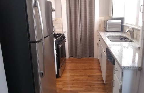 Columbus House | Charmingly Quaint Yet Modern 3 BR Home Near Ft. Benning & Columbus State Univ.