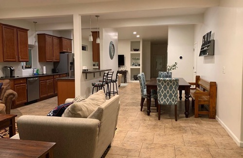 Blenman-Elm House | Charmingly renovated home in Blenman Historic District - U of A and Banner Medical