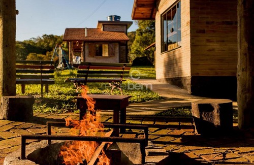 Nova Petropolis Apartment | Charmoso bangalô Norte no Sítio do Otto para seu descanso