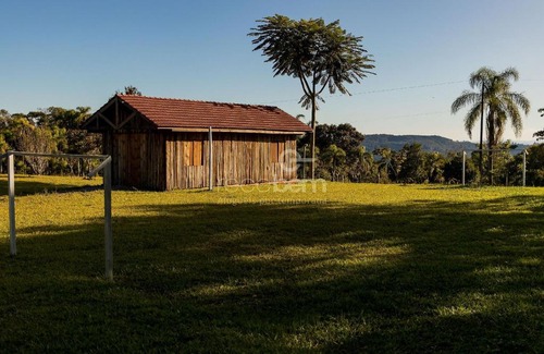 Nova Petropolis Apartment | Charmoso Bangalô Sul no Sítio do Otto para seu descanso