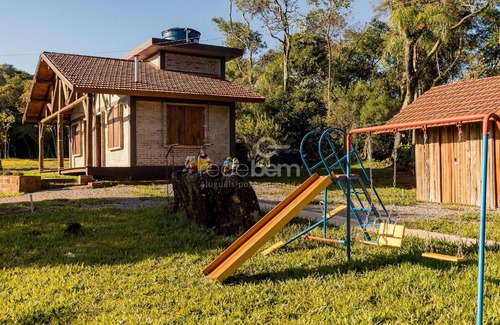 Nova Petropolis Apartment | Charmoso Bangalô Sul no Sítio do Otto para seu descanso