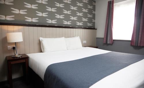 Edwinstowe Hotel | Charnwood Arms By Greene King Inns