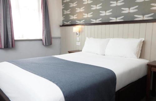 Edwinstowe Hotel | Charnwood Arms By Greene King Inns