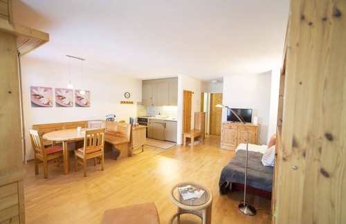 Ardez Apartment | Chasa Trais Fluors: Cozy 2.5-room apartment in Ardez