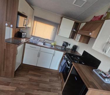 Ingoldmells Other | Chasing The Dream k52, Ingoldmells, FREE WIFI Bedding and Towls Provided