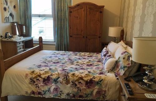 Sandown House | Chaston Manor Hotel