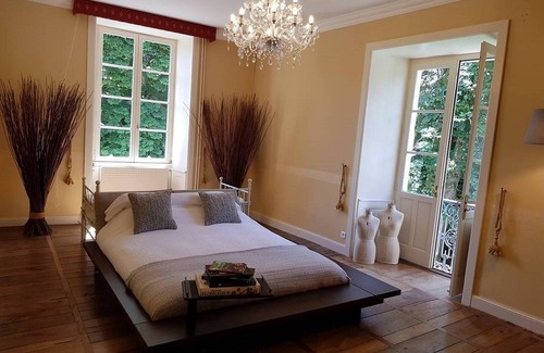 Saint-Priest-les-Fougeres Other | Chateau d'Oche - Weddings & Groups - Exclusive Takeover