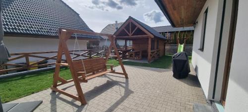 Stara Lesna Ski Chalet | Chata Alex