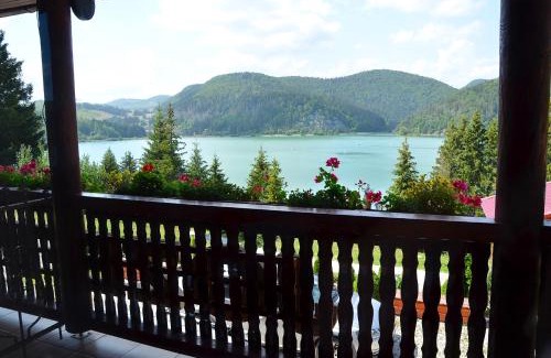 Dedinky House | Chata Jozefína - lake view