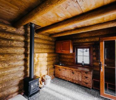 Perstejn House | Chata LESNÍ - "Lesni Udoli"