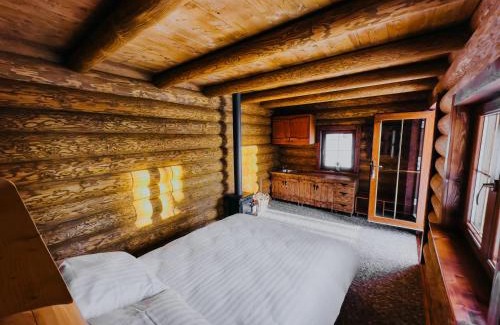 Perstejn House | Chata LESNÍ - "Lesni Udoli"