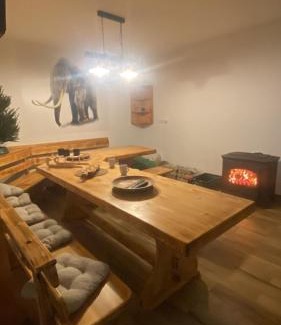 Loucna Pod Klinovcem Ski Chalet | Chata Mamutka-New
