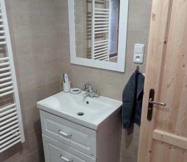Lhota u Vsetina House | Chata na Lhotských pasekách