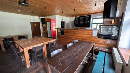 Sloup v Cechach House | Chata pod hradem