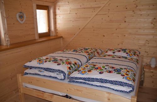 Dolny Harmanec Cabin | Chata Romeo