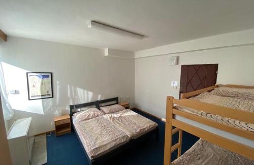 Novy Jicin Hotel | Chata Svinec