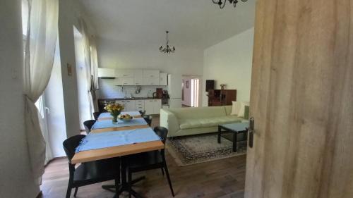 Stara Lehota Apartment | Chata u Vajdov