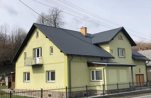 Vapenna House | Chata Vápenná