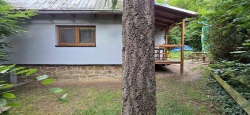 Jedovnice House | Chata v Jedovnicích u rybníka Olšovec