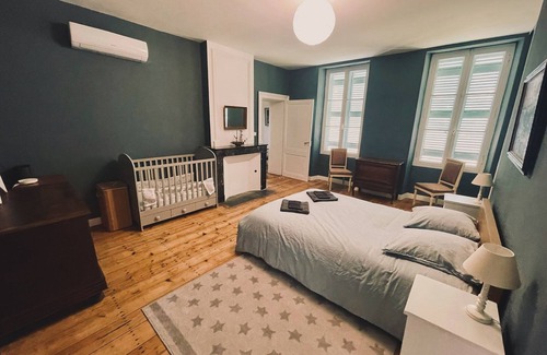 Saint-Sever-de-Saintonge Other | Chateau near Saintes and Cognac, sleeps 15 with heated pool