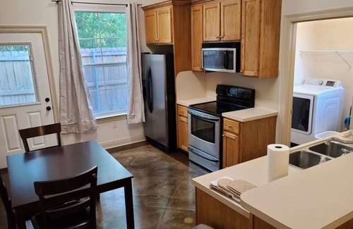 Pine Grove Apartment | Chateau 14, spacious townhouse in Tickfaw, LA