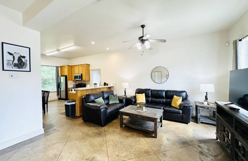 Pine Grove Apartment | Chateau 8, spacious townhouse in Tickfaw, LA