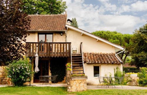 Prayssac Apartment | Chateau Camp del Saltre Prayssac