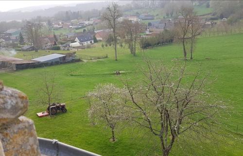 Heucourt-Croquoison Bed & Breakfast | Chateau d'Heucourt