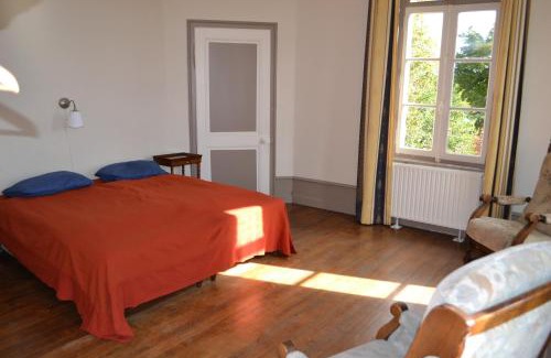 Heucourt-Croquoison Bed & Breakfast | Chateau d'Heucourt