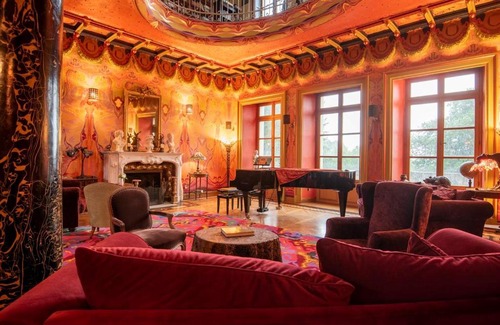 Sixt-sur-Aff Bed & Breakfast | Chateau de Bézyl