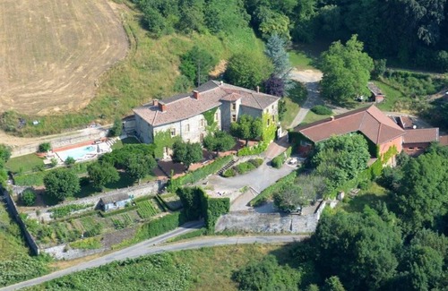 Brullioles Cottage | Château de Charfetain farm in the heart of the Monts du Lyonnais