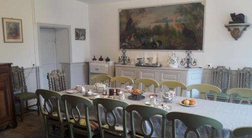 Naves House | Chateau De Chaunac