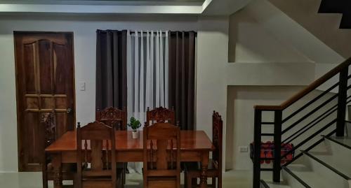 Tacloban Apartment | CHATEAU DE CHLOE - 3 Bedroom Entire Apartment for Large Group