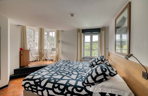 La Fouillade Other | Chateau De Lavezon - Twelve Bedroom Castle, Sleeps 28