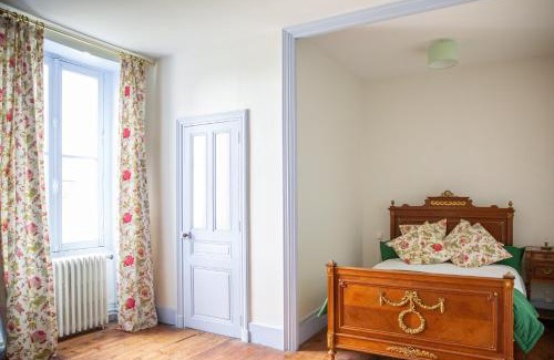 Leigne-les-Bois Bed & Breakfast | Chateau de Maisonneuve