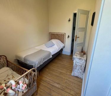 Pougy Bed & Breakfast | chateau de Pougy