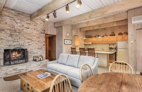 Aspen House | Chateau Dumont Unit 15, Spacious Top Floor Condo, Two Blocks from Aspen Mountain