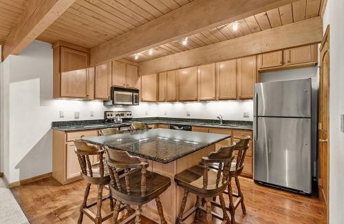 Aspen House | Chateau Dumont Unit 9, Downtown Condo with Cozy Living Area