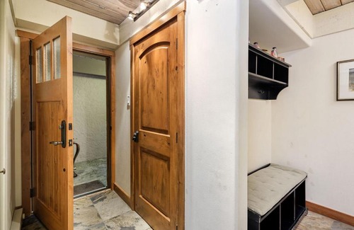 Aspen House | Chateau Eau Claire Unit 20